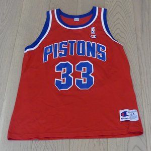 Grant Hill NBA Detroit Pistons #33 Vintage Champion Red Size 44 (Large) Jersey